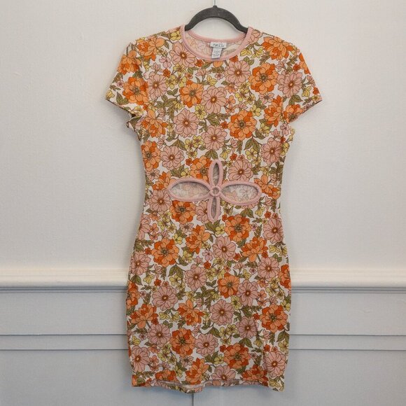 Rue21 Floral Cutout Summer Dress L – Stretchy, Flirty, Perfect for Warm Days - Picture 1 of 4
